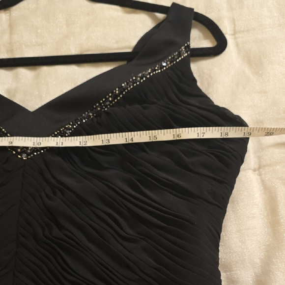 Black Sleeveless Embellished Bustier Tank Top - Picture 14 of 16